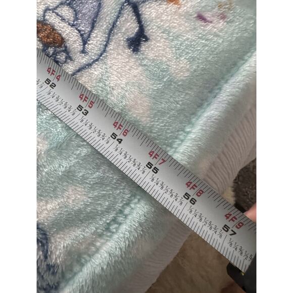 Disney The Big One Frozen Throw Blanket Elsa Blue Winter Olaf - Picture 5 of 5
